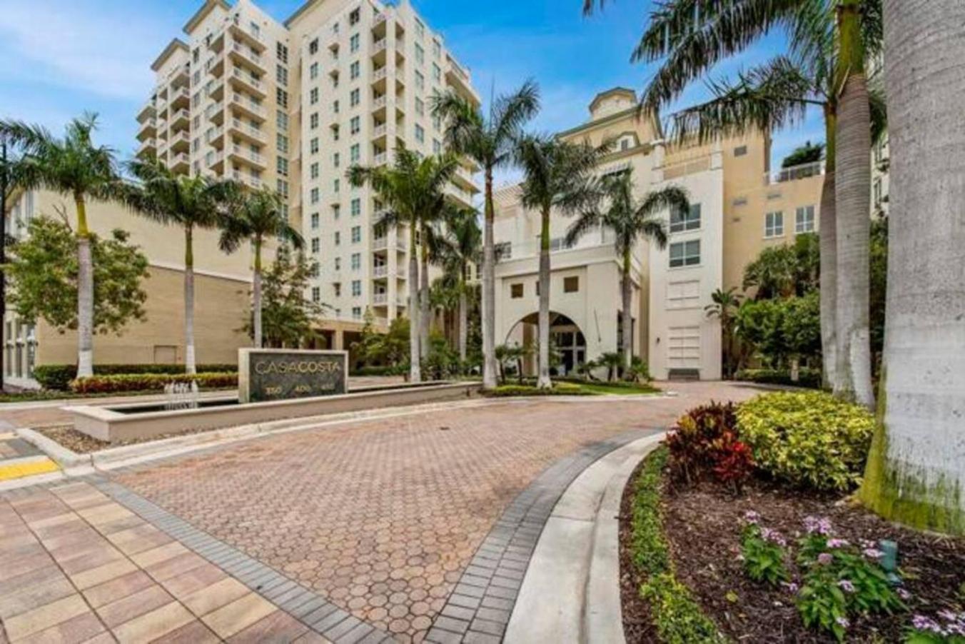 Apartment In Casa Costa Condo!Beach Pass Included 보인톤비치 외부 사진